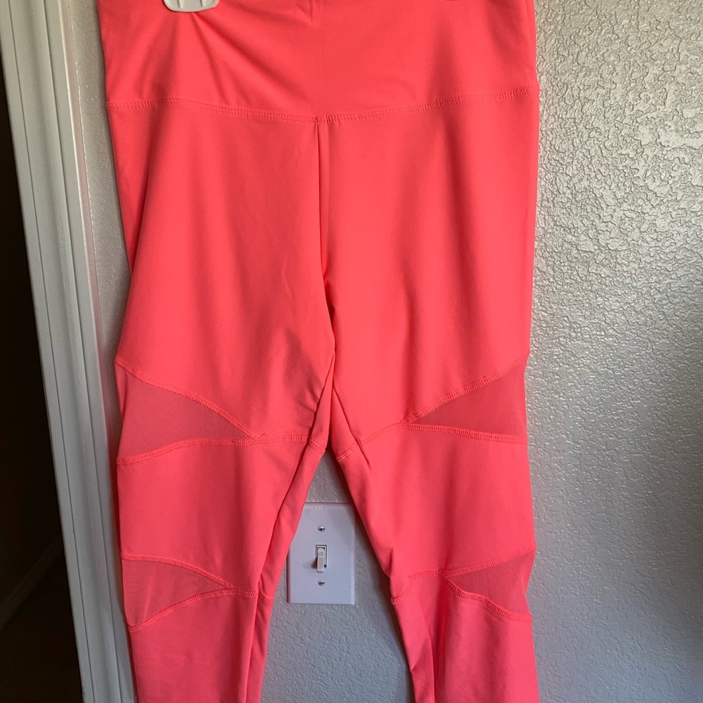 Pink leggings
